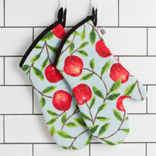 Load image into Gallery viewer, 19-515162 Orchard Oven Mitt
