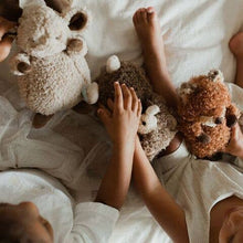 Load image into Gallery viewer, 66-3351 Wee Cubby the Bear
